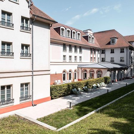 Mercure Maintenon Exterior photo