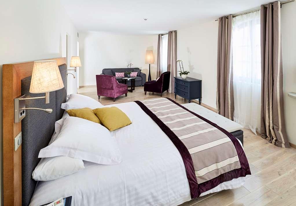 Mercure Maintenon Room photo