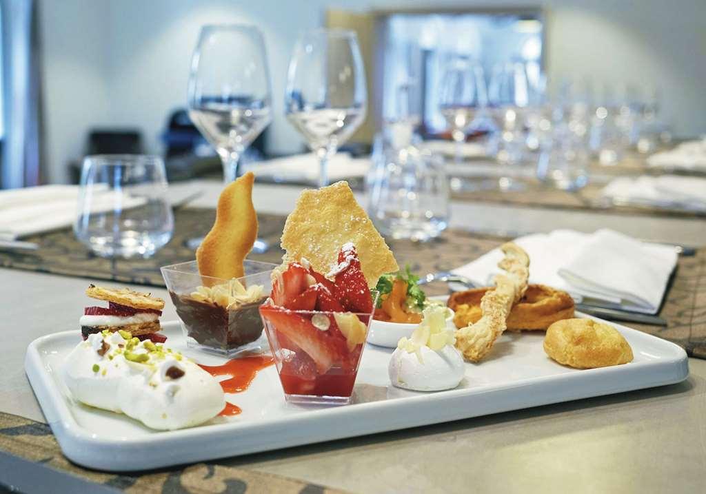 Mercure Maintenon Restaurant photo
