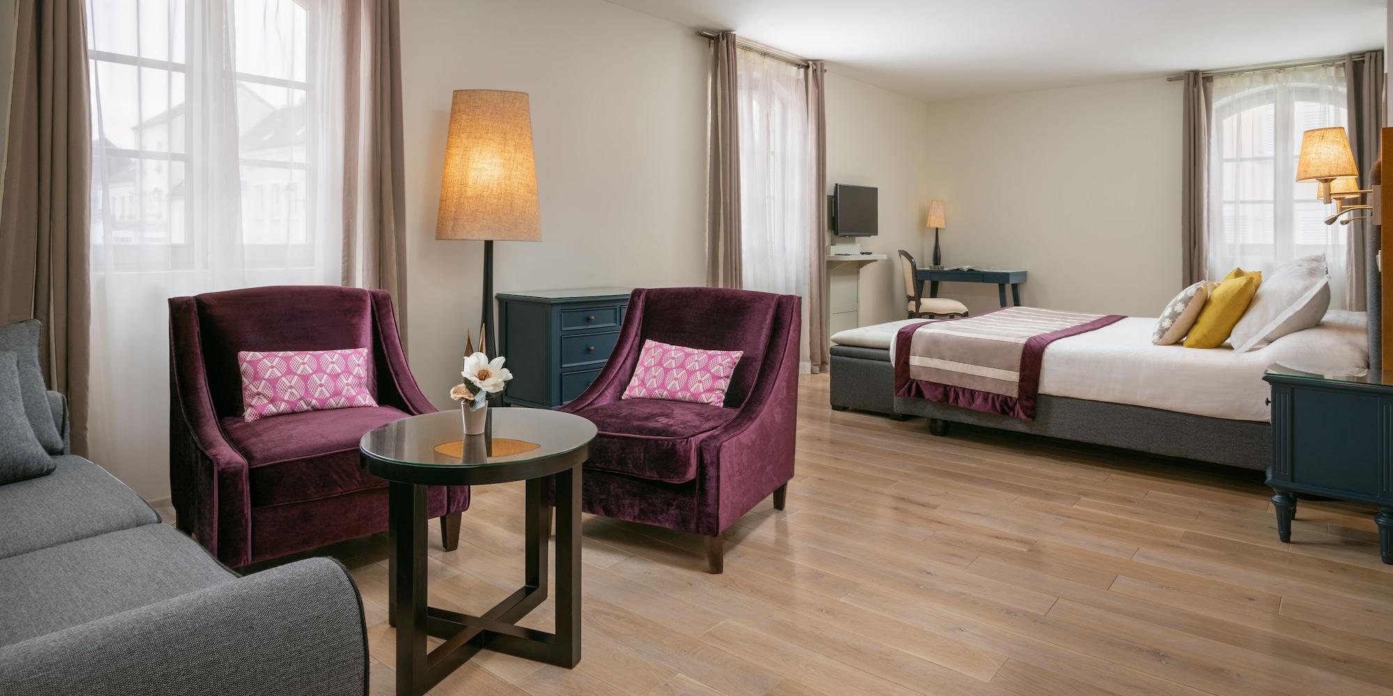 Mercure Maintenon Exterior photo