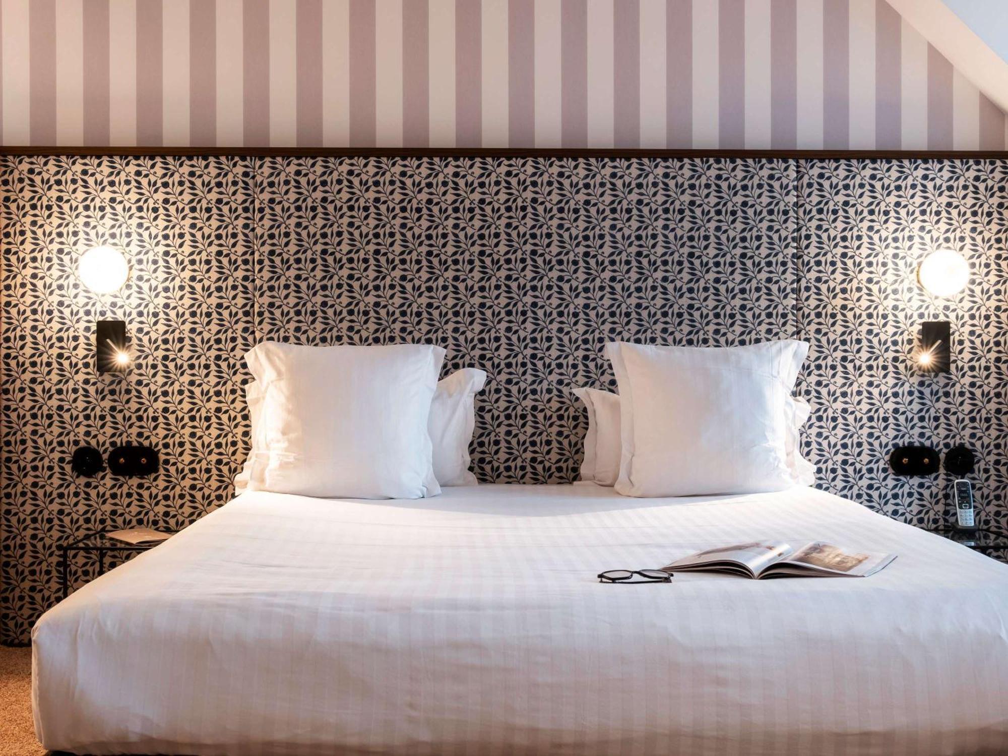 Mercure Maintenon Exterior photo